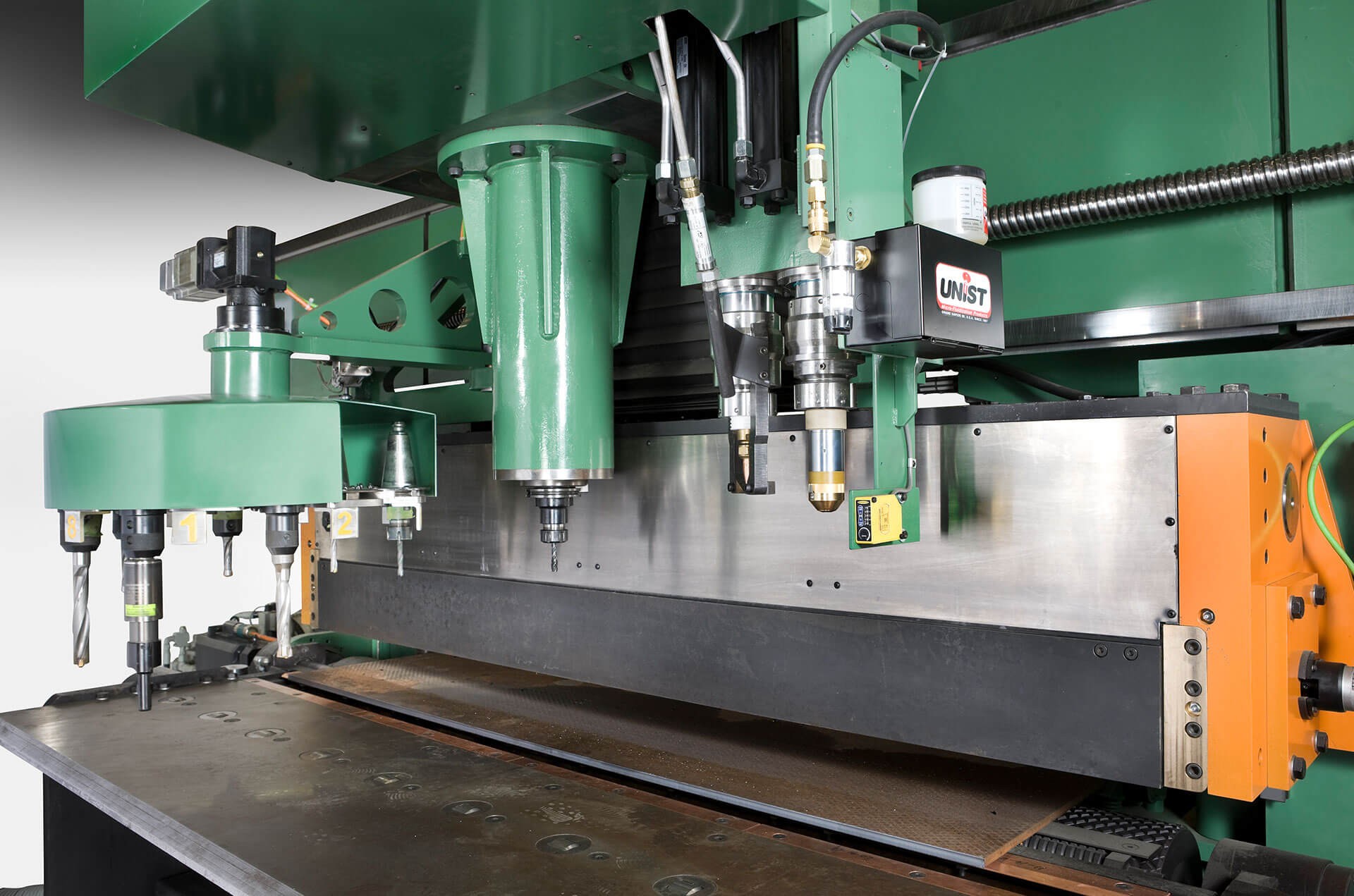 8-Station Tool Changer Enhanced by MQL 8-Station Tool Changer Enhanced by MQL