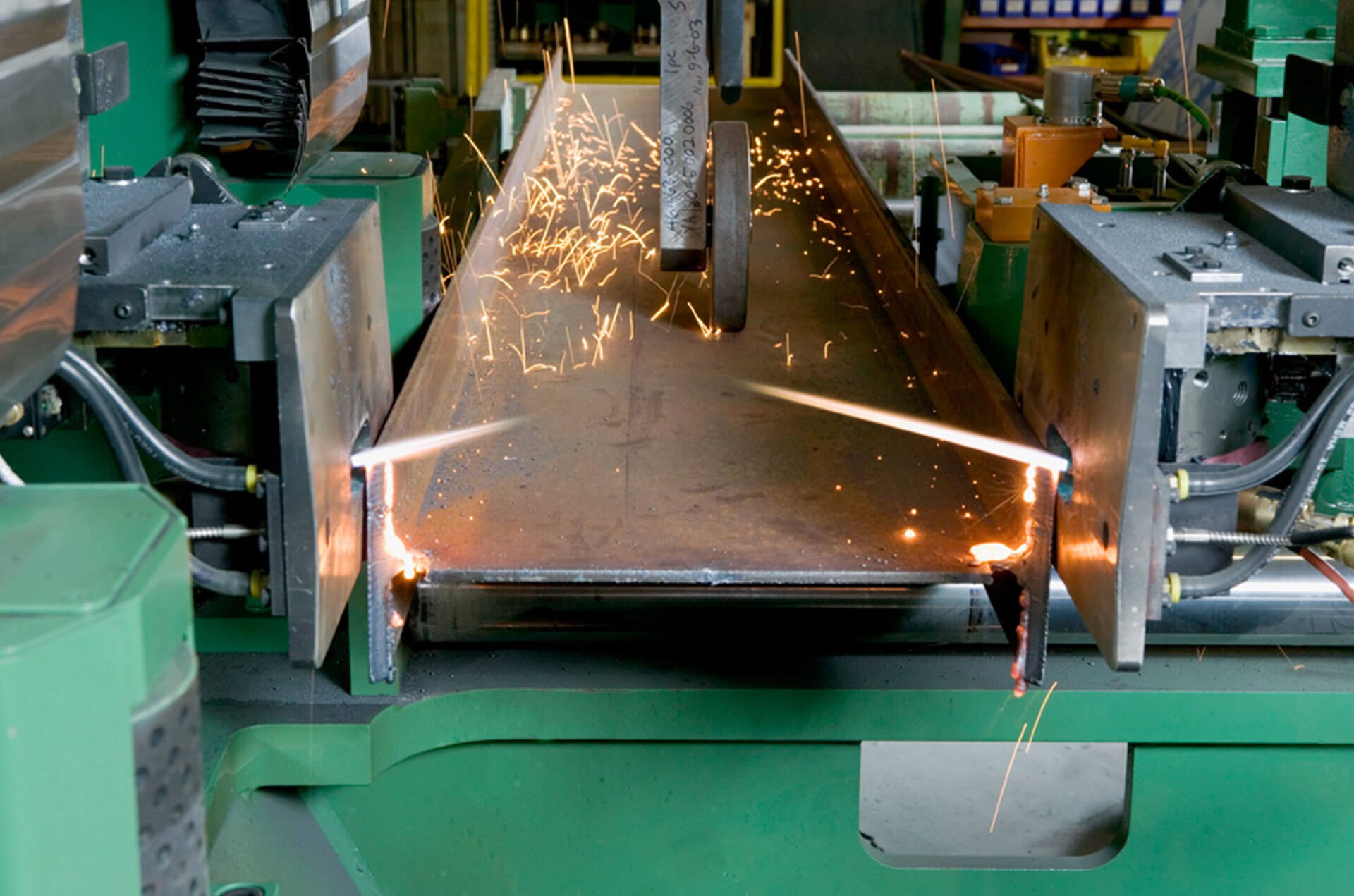 Bevel Cutting on Multiple Axes Bevel Cutting on Multiple Axes