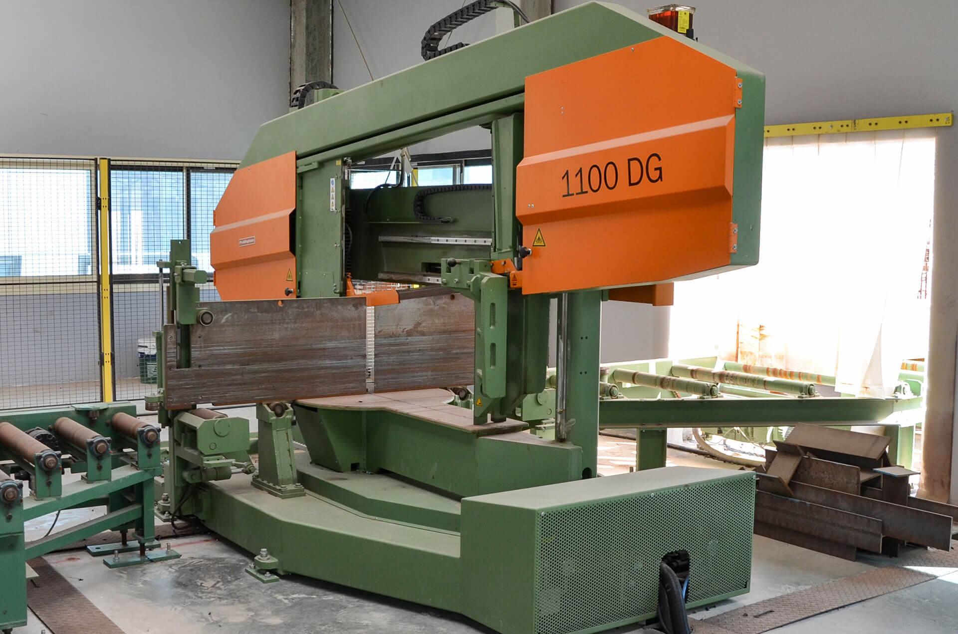 Twin Column Design Twin Column Design