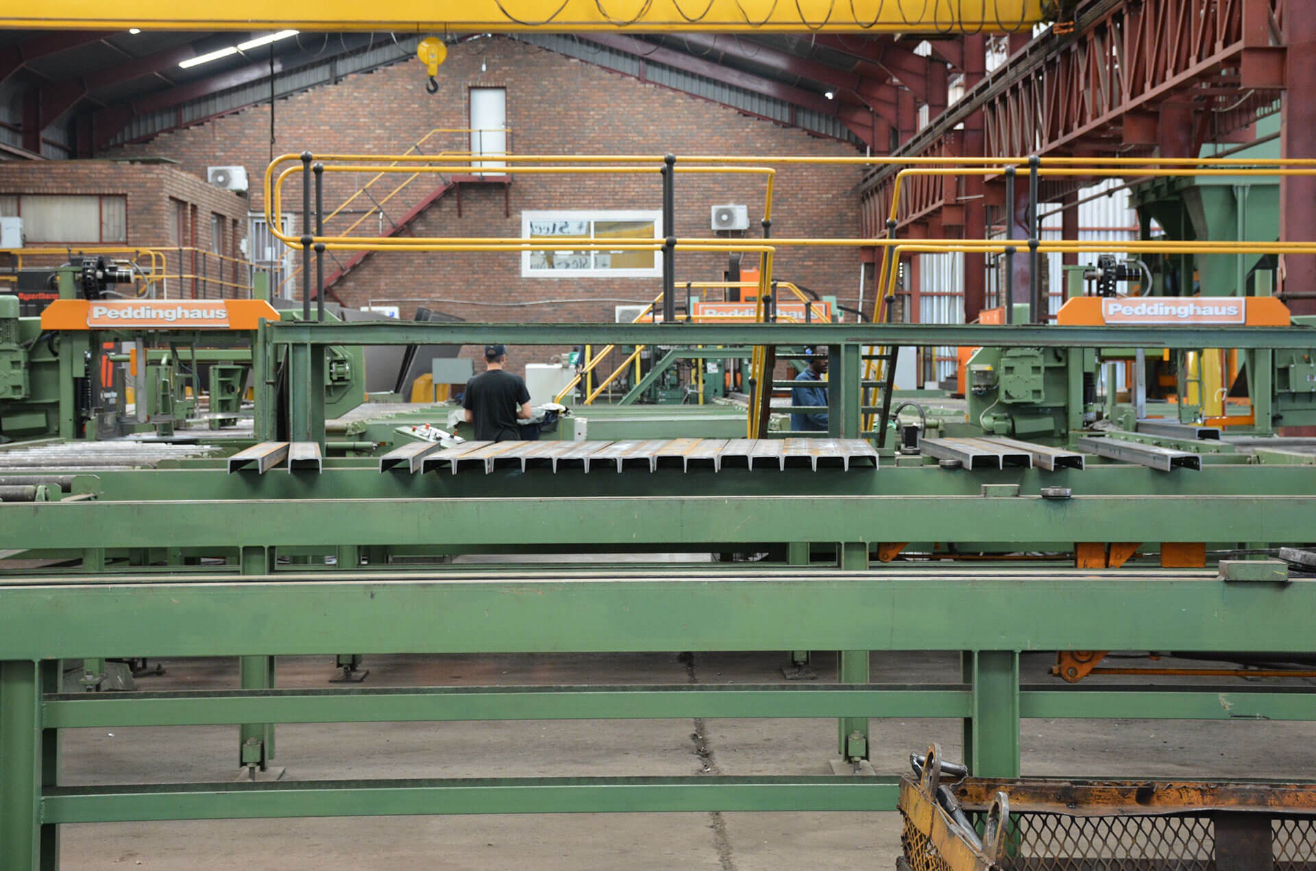 Twin Column Design Twin Column Design