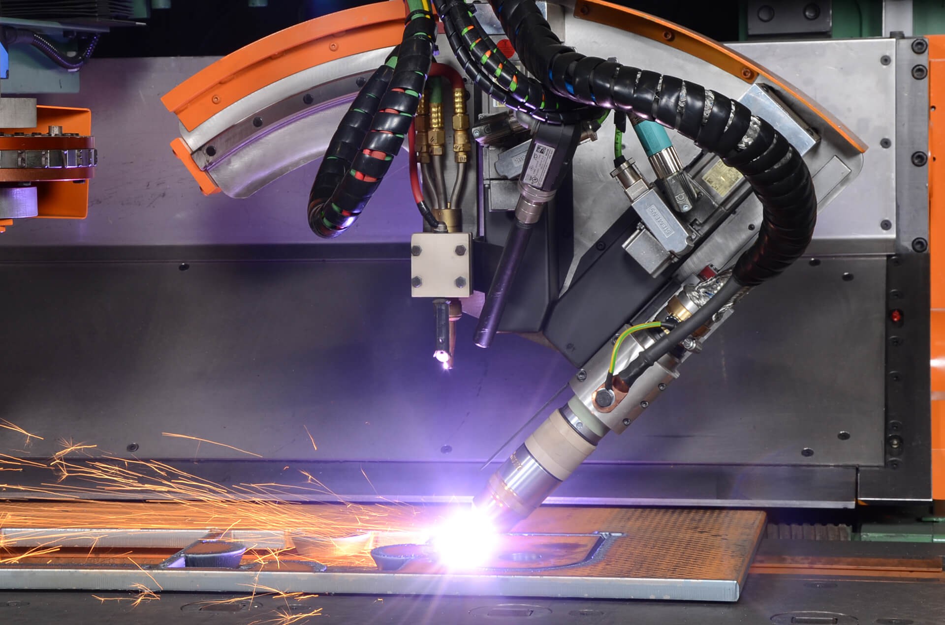 Patented Double Torch Cutting Assembly Patented Double Torch Cutting Assembly